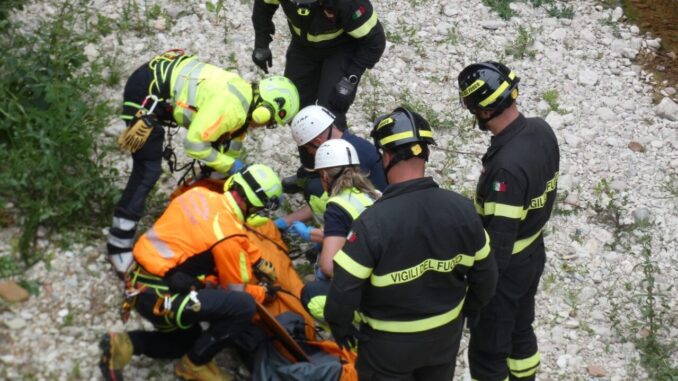 Ragazzo cade nell’alveo del fiume Serra a Terni, si indaga