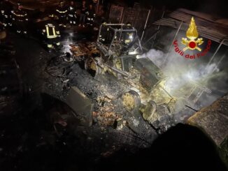 Incendio in stalla a Sellano: animali morti e ferito un uomo