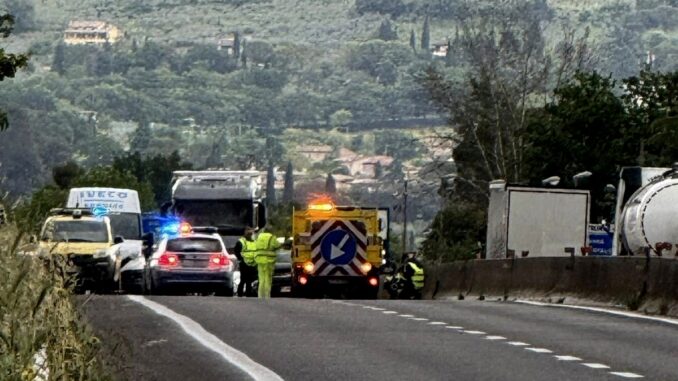 Incidente sulla SS75 tra Foligno e Spello, un ferito