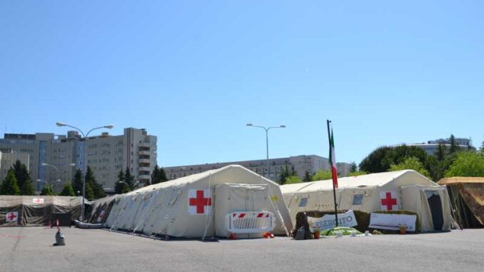 Ospedale da campo in Umbria, scontro politico acceso