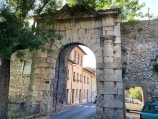 Ripristino del muro sulla Flaminia iniziato a Narni