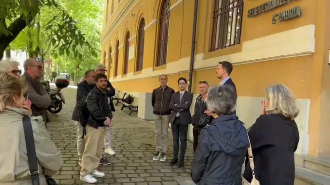 “Spegniamo TeleMeloni, accendiamo democrazia”: presidio del Pd