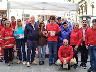 Perugia celebra i 140 anni della Croce Rossa con una manifestazione nel centro storico