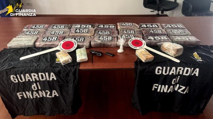 Blitz finanza, maxi sequestro di 25 chili di cocaina dal valore di 2 milioni, un arresto