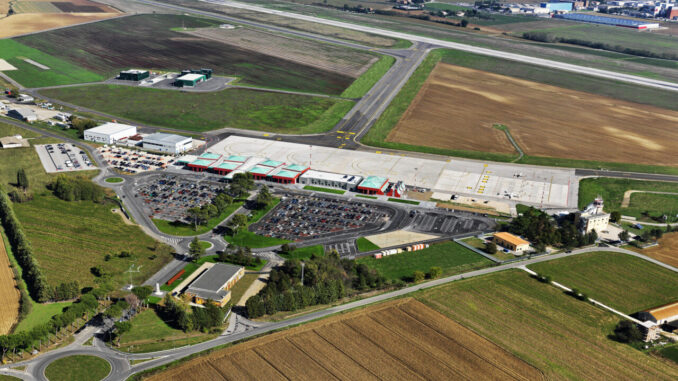 Condannati tre pubblici ufficiali del concorso all’aeroporto di Assisi, annunciato il ricorso in Cassazione