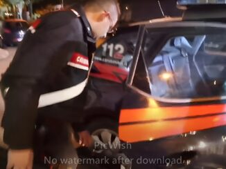 Aggredisce i Carabinieri, fermato con taser e arrestato