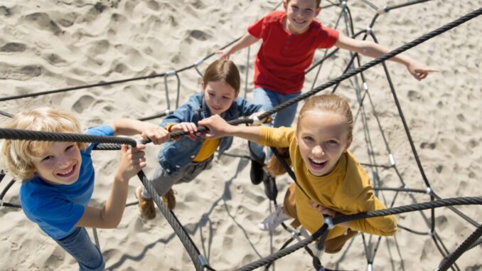 Umbria, 2,5 milioni alle famiglie per i Centri estivi 2025
