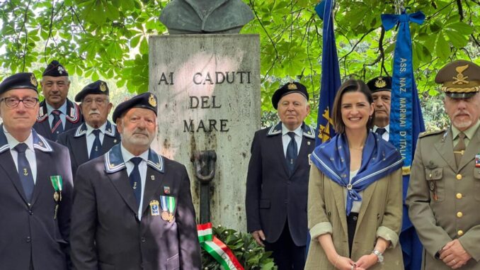 Cerimonia per la Marina ai Caduti del Mare a Perugia