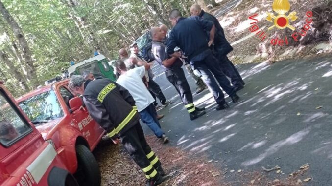 Sessantenne in fuga tenta suicidio, salvata dai Forestali