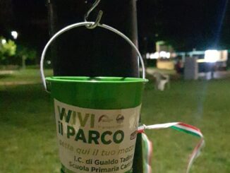 Wivi il Parco, secchielli spariti: ne resta solo uno