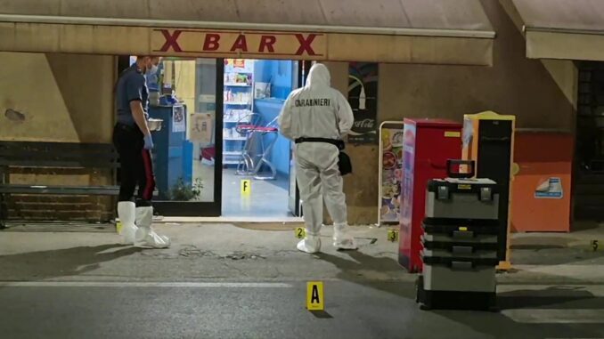 Sparatoria a Umbertide, due feriti, è caccia all'uomo a Verna