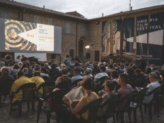 Montone, il cinema accende la piazza: applausi e visioni
