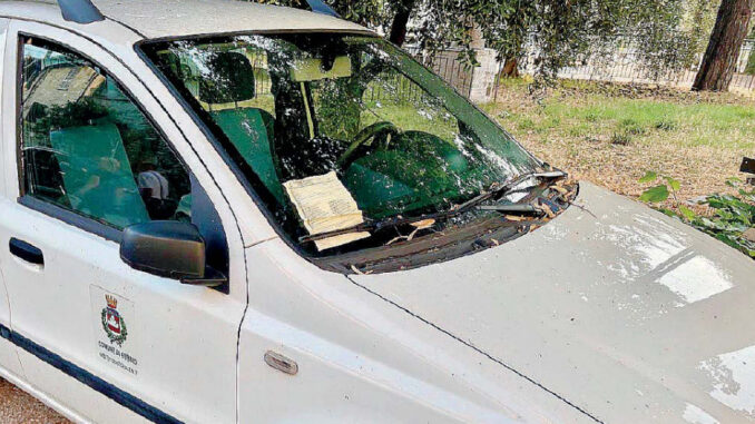 Multata l’auto del Comune durante il mercato a Gubbio