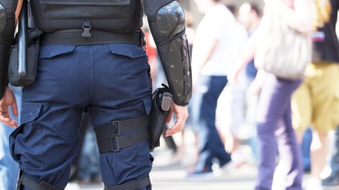 Corsi di autodifesa per agenti, mozione in Consiglio
