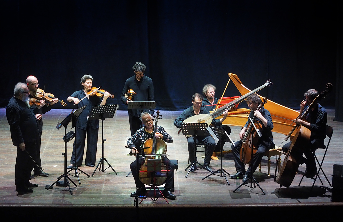 Giovanni Sollima incanta il Teatro del Pavone