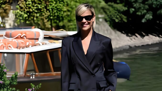Micaela Ramazzotti a Venezia, look autunno-inverno Brunello Cucinelli