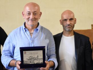 Premiato camionista che ferma auto contromano su E45