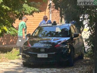 Terni, ex finanziere trovato morto: il Ris torna in casa