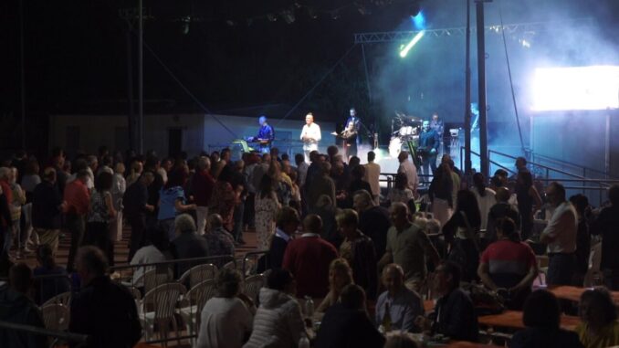 Villa Pitignano, folla record al debutto del festival VillaVerse