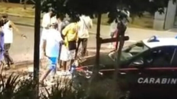 Paura all’Ottagono, residenti aggrediti da una gang