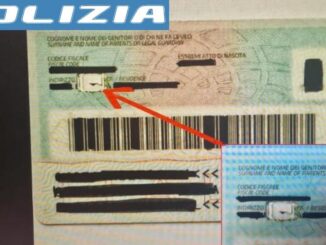 Microchip tolti da carte d’identità, cinque denunciati