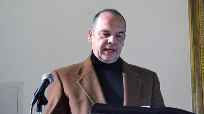 Iwan Manzoni presenta 'Giardino di parole', nuova raccolta