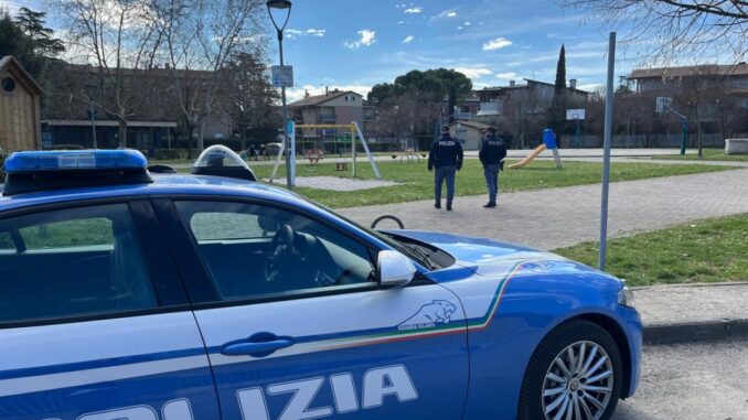 Arresto a Bastia Umbra, 36enne aggredisce agenti in bar