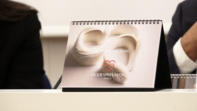 Calendario benefico 2026: dodici testimonial per l'oncologia