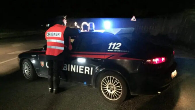 Droga in auto, 19enne arrestato dai Carabinieri