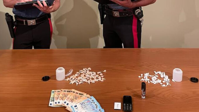 Arrestato a Perugia 36enne con 60 grammi di droga e contanti