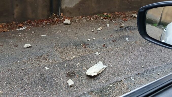 Nuovo crollo al Distretto, Pd chiede vigilanza costante