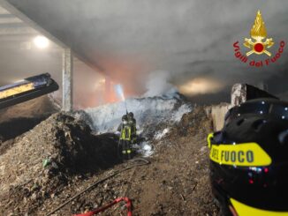 Incendio alla Green Asm a Narni, intervento dei vigili del fuoco