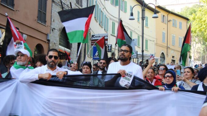 Perugia, corteo pro-Palestina attraversa il centro