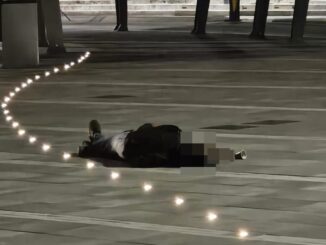 Giovane soccorso davanti alla stazione, sospetta overdose