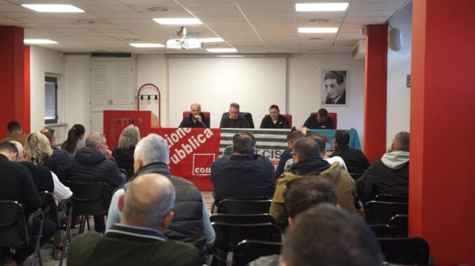 Sciopero umbro dei lavoratori dei rifiuti per il rinnovo del contratto