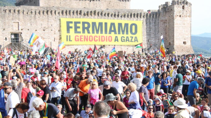 Marcia della Pace PerugiAssisi 2025 anima l’Umbria intera