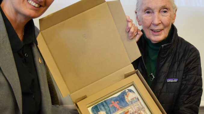 La prima edizione del Festival delle Creature di Assisi sarà dedicata a Jane Goodall, scomparsa il 1° ottobre 2025, per onorarne il lavoro di ricerca e l’eredità di empatia tra specie che ha lasciato.