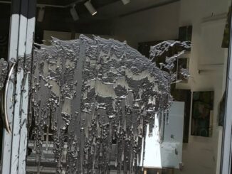 Imbrattatrice fermata a ponte san giovanni, allarme sociale