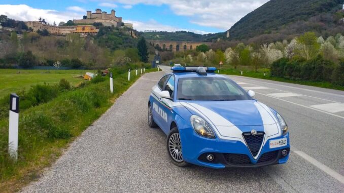 Spoleto, la Polizia sanziona un 50enne per detenzione di hashish