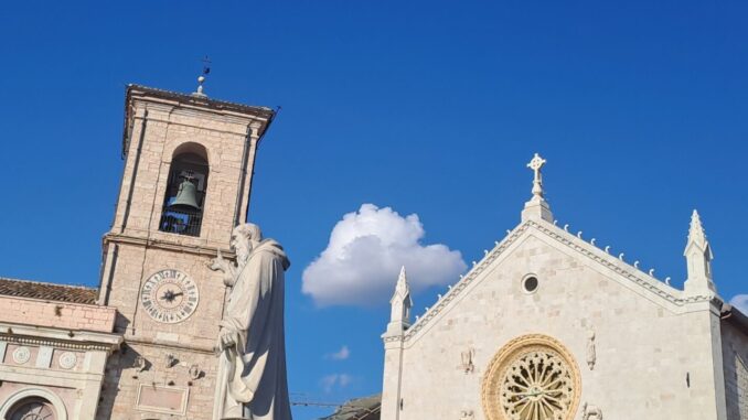 Riapre al culto la Basilica di San Benedetto a Norcia, simbolo di rinascita