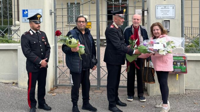 Fiori ai Carabinieri di Ponte San Giovanni per le vittime