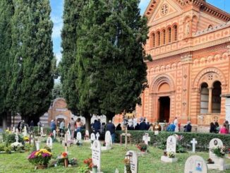 Navetta gratuita fino al 2 novembre per i cimiteri
