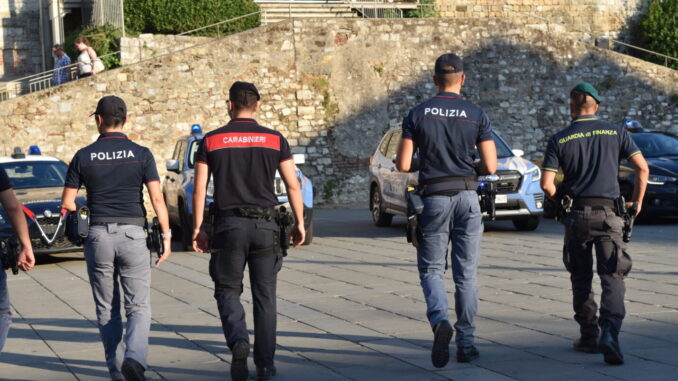 Terni, immigrazione, controllo, degrado urbano, polizia, espulsione, sicurezza, legalità