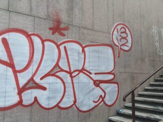 Raid di graffiti a Perugia, imbrattata mezza città