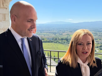 FdI celebra tre anni di Governo Meloni al Teatro Brecht di Perugia