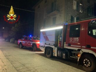 Incendio in abitazione a Ponte Pattoli, edificio evacuato