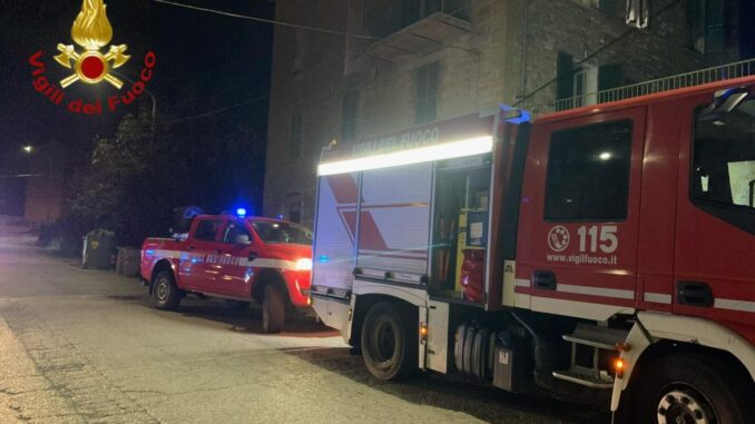 Incendio in abitazione a Ponte Pattoli, edificio evacuato