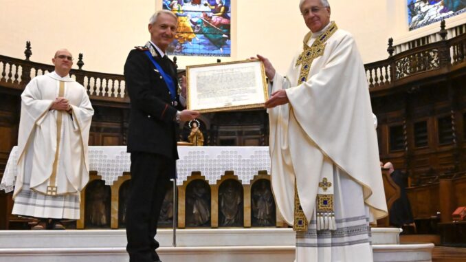 Assisi celebra Virgo Fidelis con solenne cerimonia