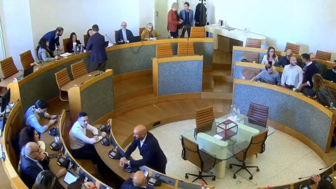 Comune approva estinzione anticipata di 11 mutui