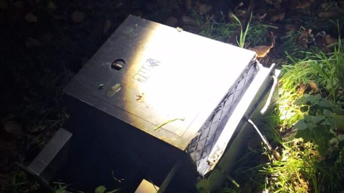 Furto sventato a Magione, cassaforte abbandonata nel bosco